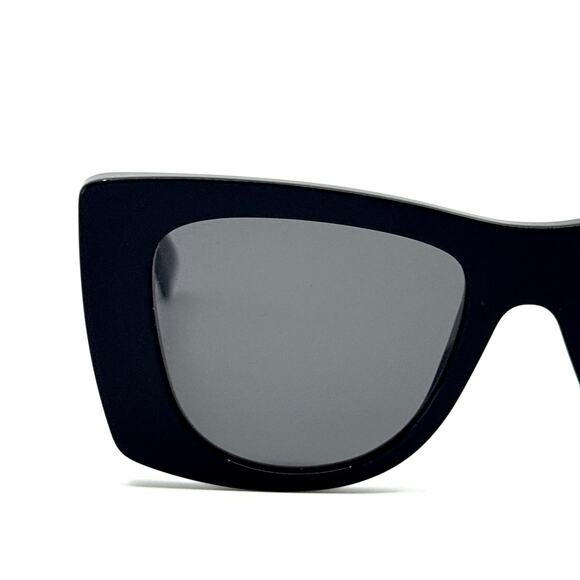 New, BVLGARI Sunglasses Roma BV40038I 01A Authentic - Picture 4 of 12